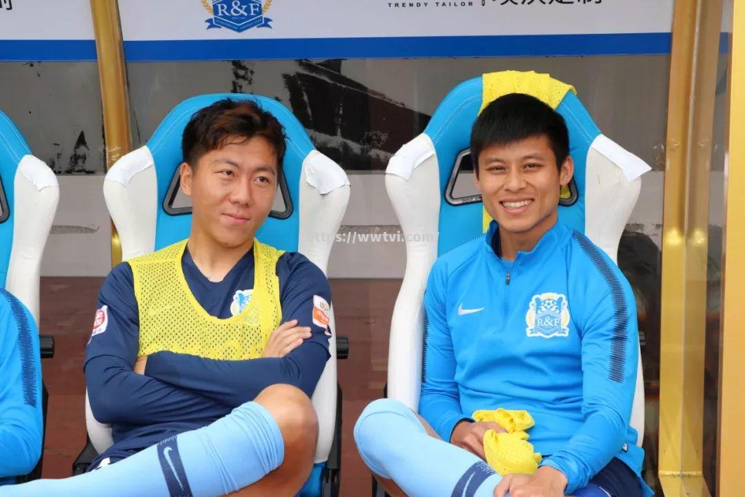 广州富力队再次展现实力,登上领先位置 广州富力队再次展现实力,登上领先位置