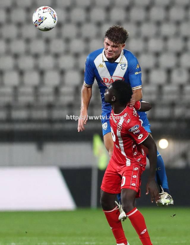 罗马备战下一场比赛,球员状态神勇 罗马备战下一场比赛,球员状态神勇