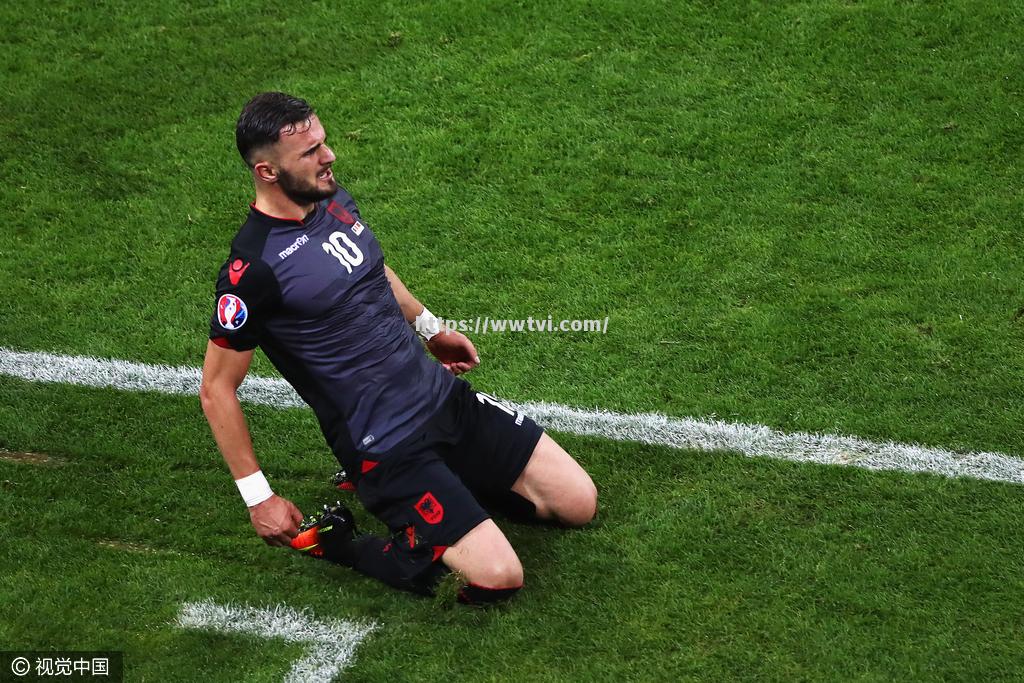 里昂客场首胜,逐渐走出低谷 里昂客场首胜,逐渐走出低谷