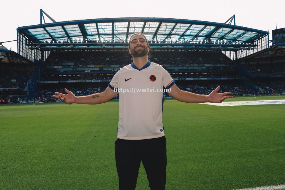 星空体育-吉诺亚遭遇主场失利，战绩不尽如人意