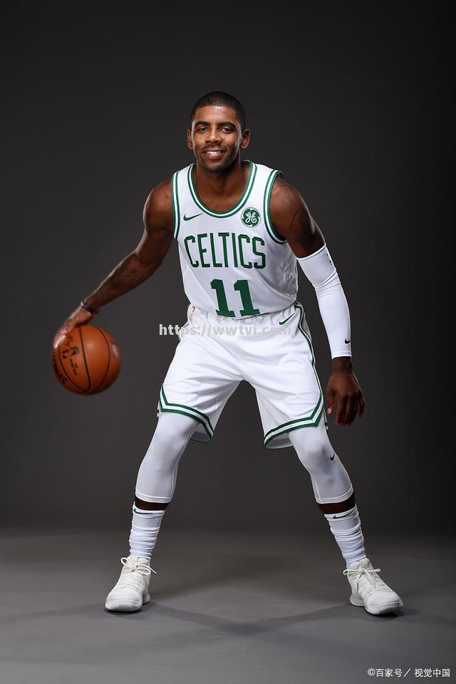 星空体育-篮球明星欧文首秀完美表现，球队夺冠在望