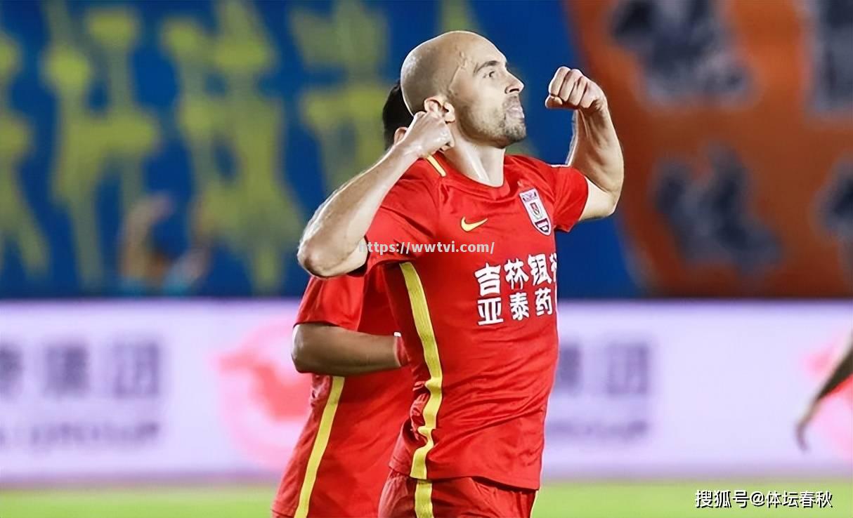 大连一方球队整体表现稳定,连胜势头增强 大连一方球队整体表现稳定,连胜势头增强