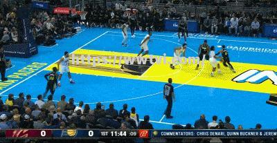 星空体育-步行者客场大胜骑士，迎来胜利