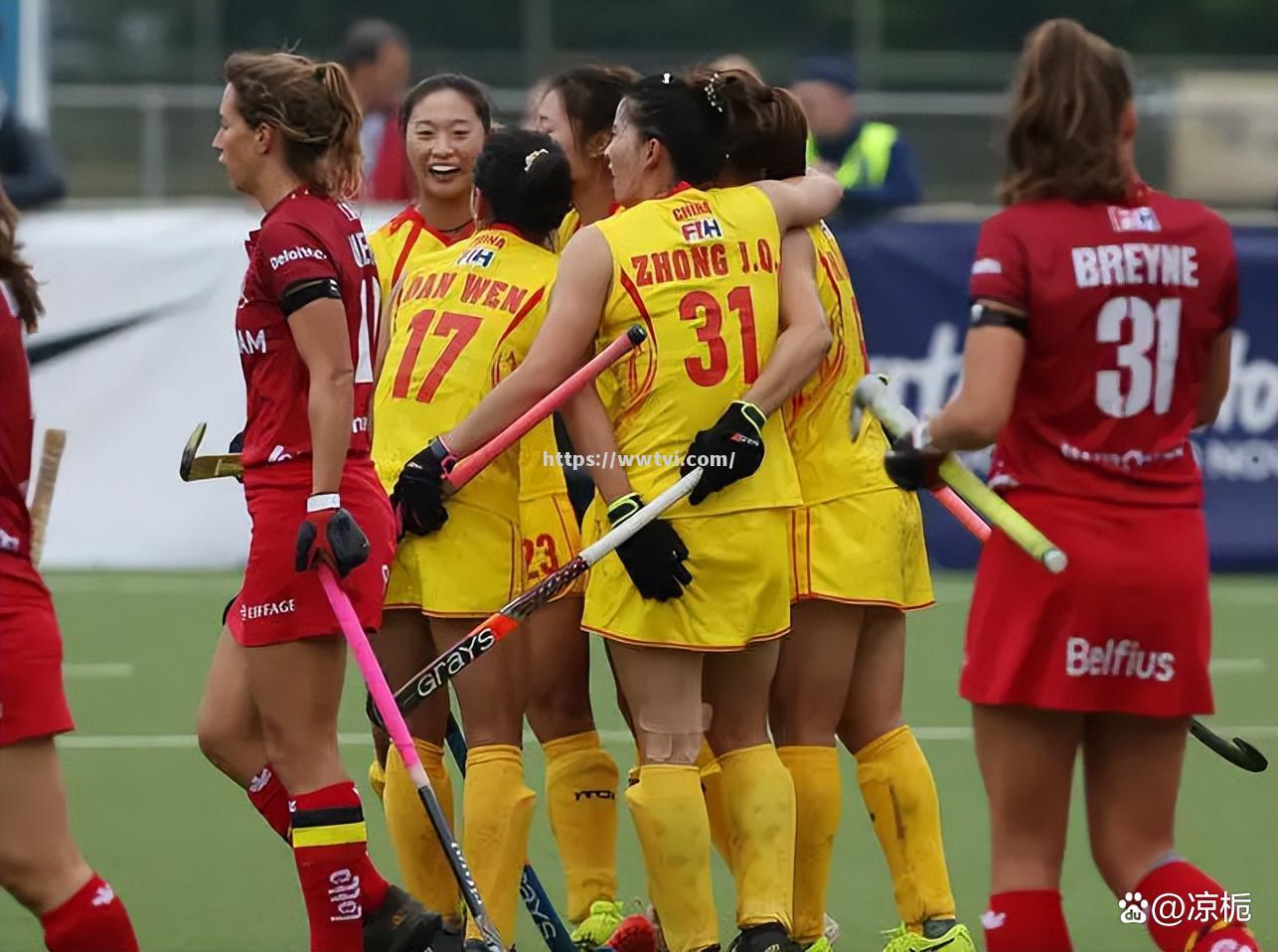 星空体育-比利时选手勇获女子曲棍球金牌，巅峰表现