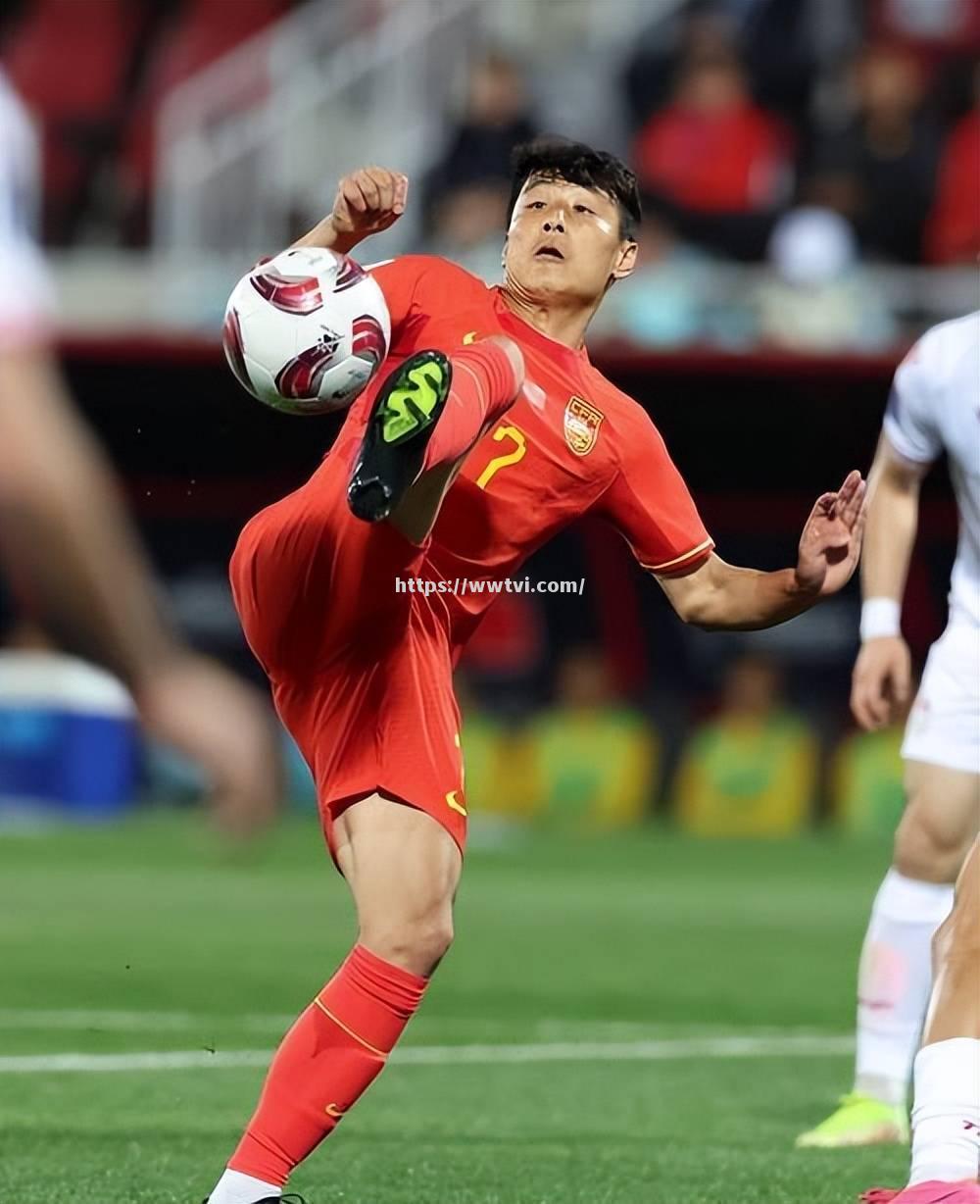 星空体育-上港外援奥斯卡：球队要保持专注，不畏艰难