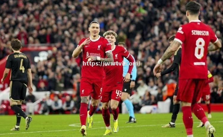 利物浦再次飘红,曼联客场失利加剧困境! 利物浦再次飘红,曼联客场失利加剧困境!