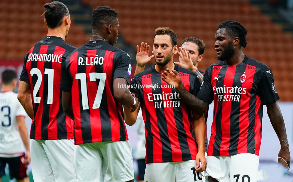 AC米兰客场不敌亚特兰大,红黑军团遭遇惨败 AC米兰客场不敌亚特兰大,红黑军团遭遇惨败