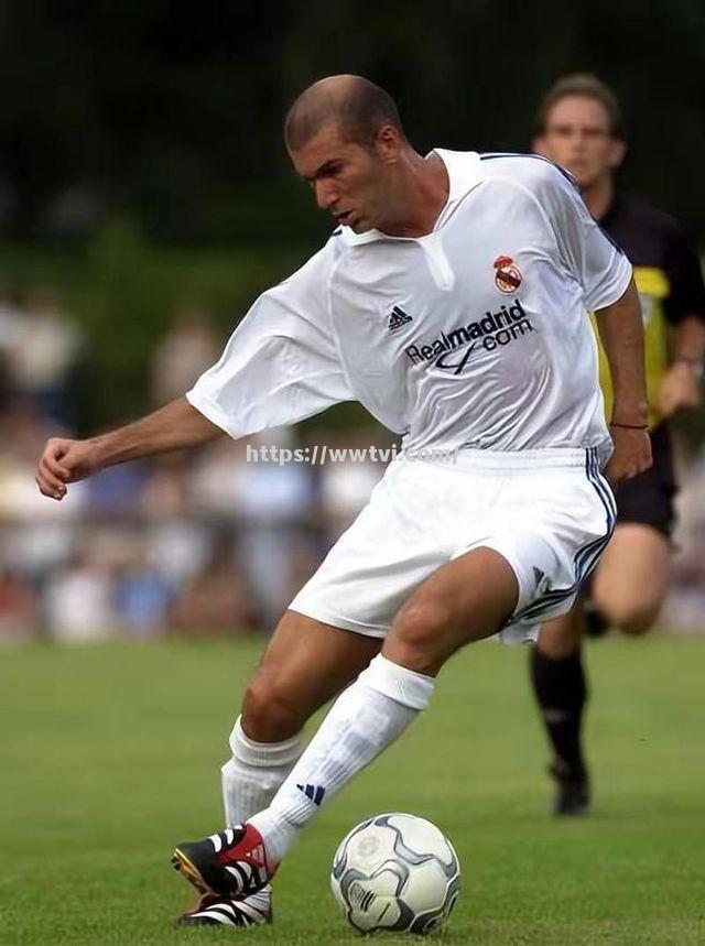 现在有哪位足球名将在世界舞台上获得了突破性的进展? 现在有哪位足球名将在世界舞台上获得了突破性的进展?