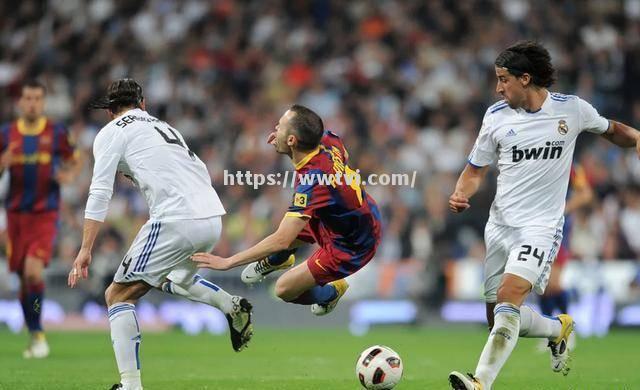 战罢一场,赛事依旧紧张激烈 战罢一场,赛事依旧紧张激烈