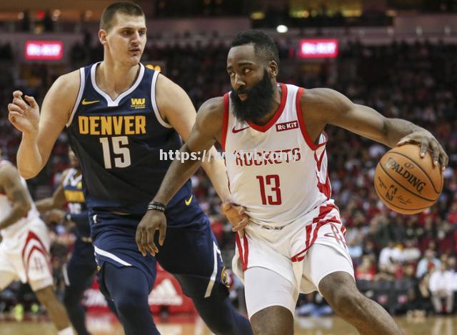 星空体育-勇士队双杀对手，建立不败纪录