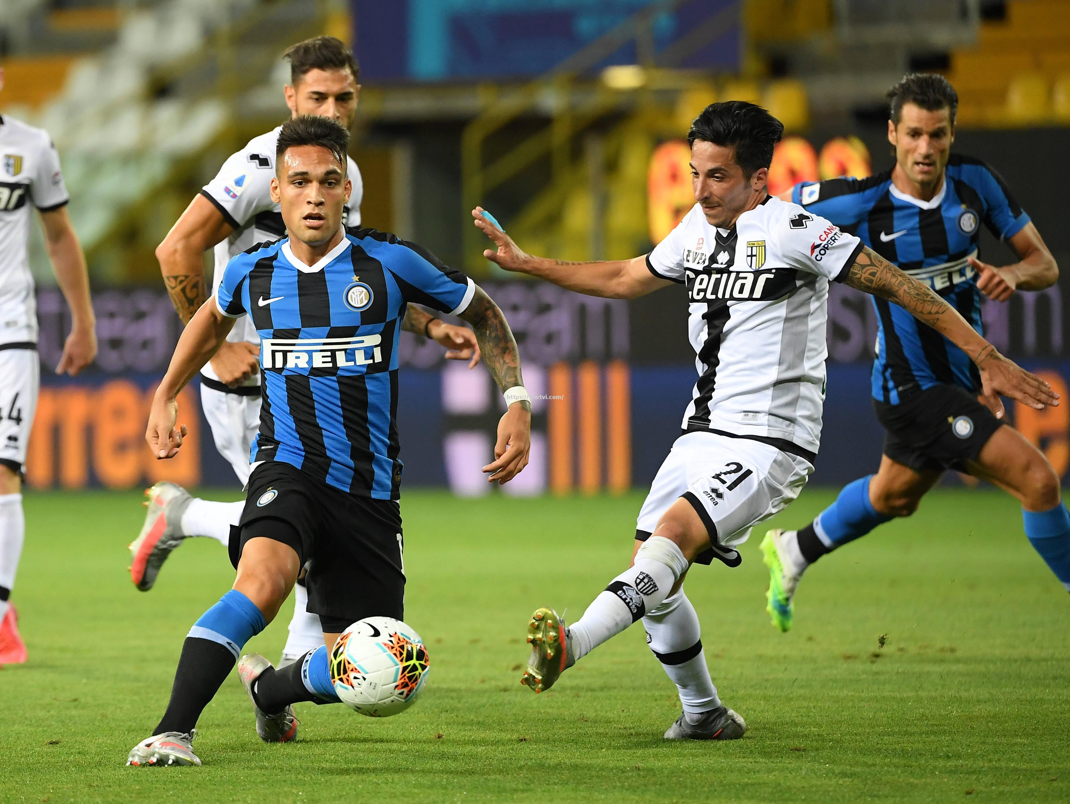 亚特兰大防线稳固,球队打法深得教练称赞 亚特兰大防线稳固,球队打法深得教练称赞