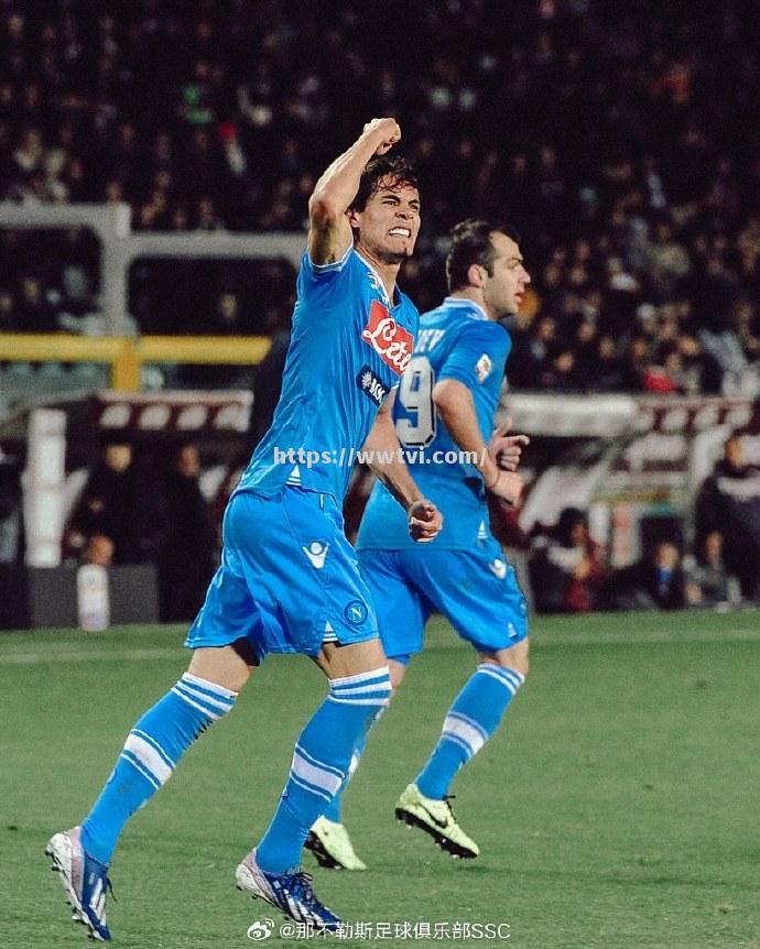 都灵战胜那不勒斯,实力体现无遗 都灵战胜那不勒斯,实力体现无遗