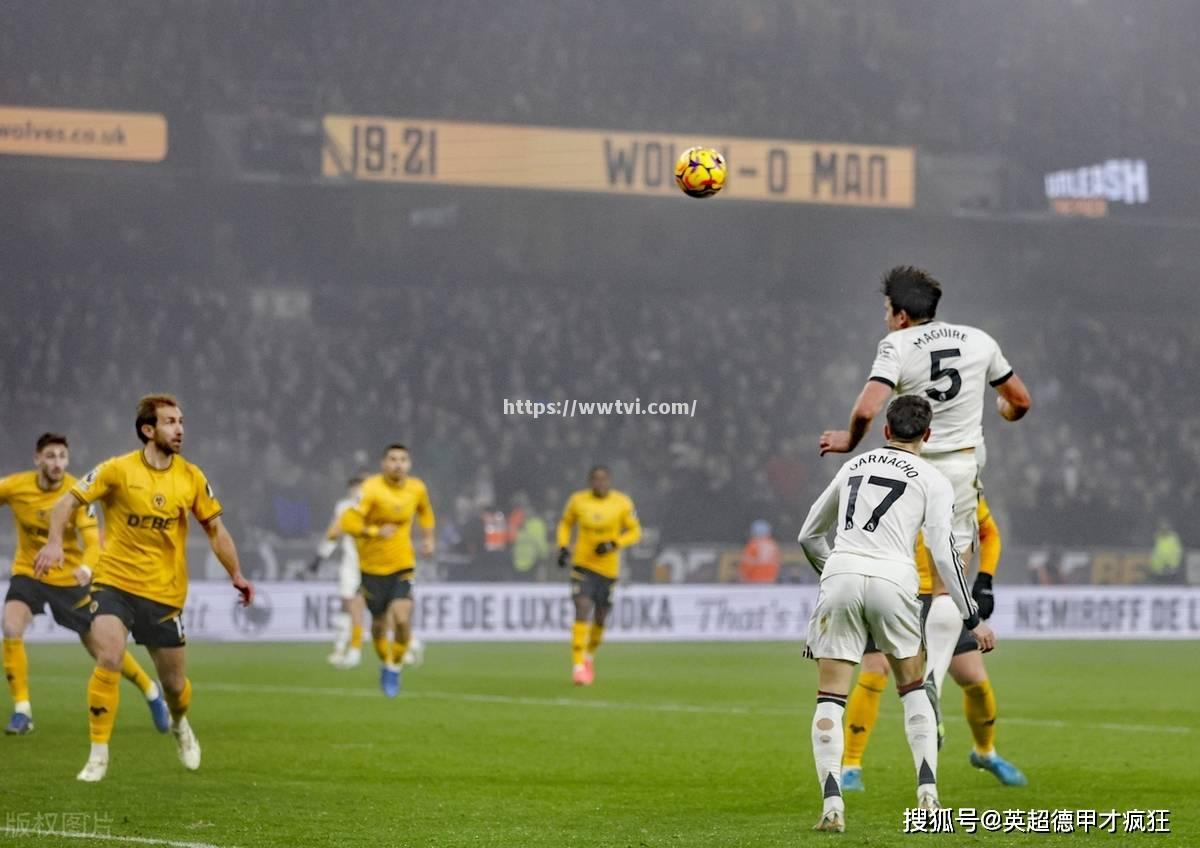 狼队遭遇出局困境,争盼改变颓势 狼队遭遇出局困境,争盼改变颓势